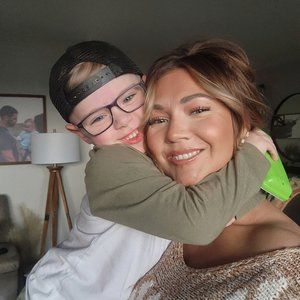 Meet your Posher, Lindsey